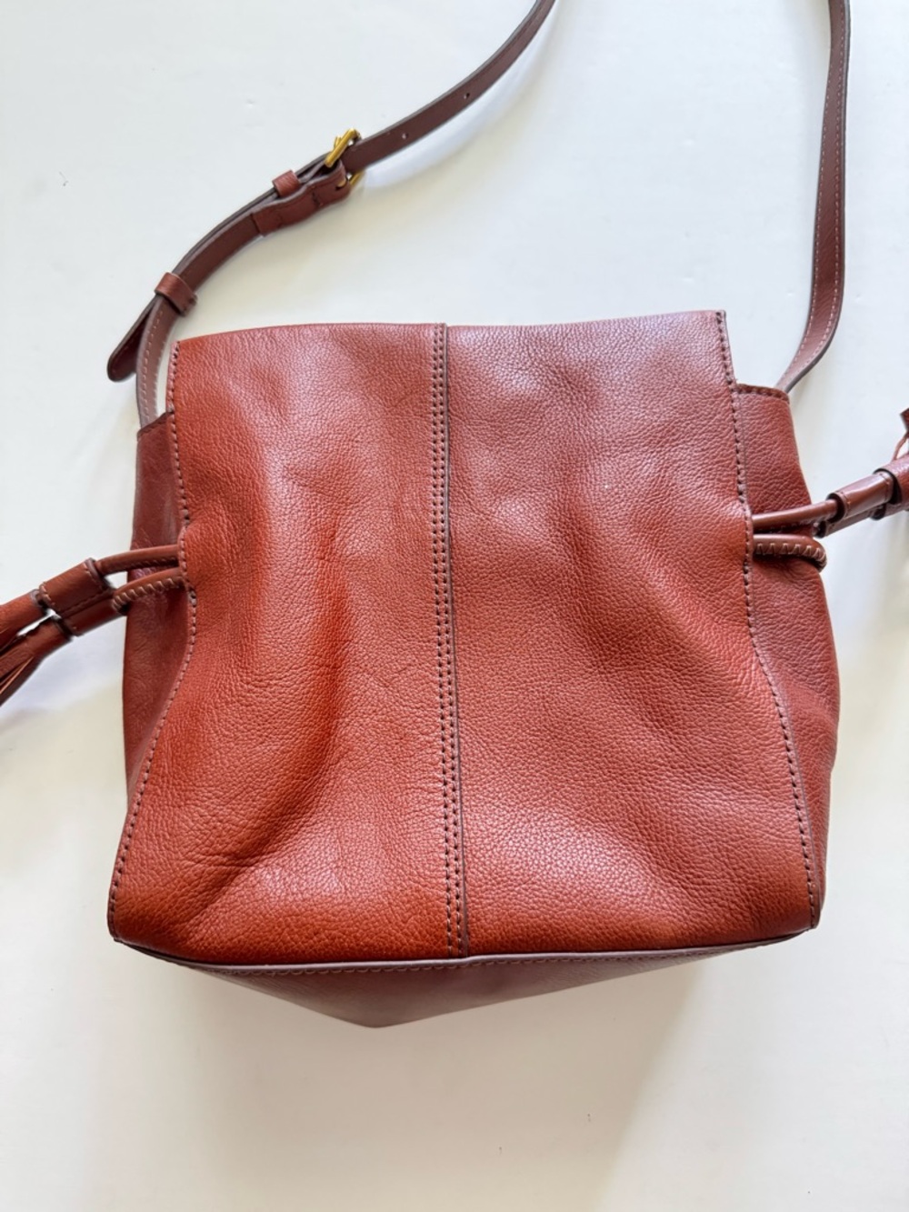 Fossil Women's  Rayna Drawstring Tassel Cognac Leather Crossbody Bucket Bag - Picture 6 of 7